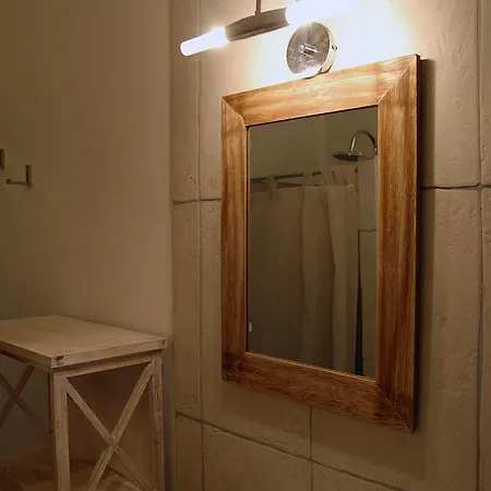 לינה וארוחת בוקר Hotelito Jembai *